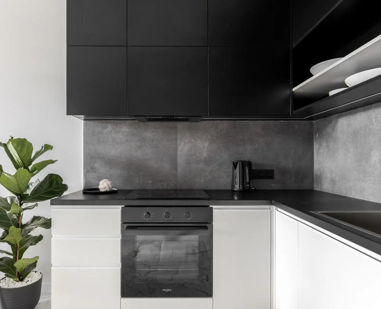 Forum Apartments 리비프
