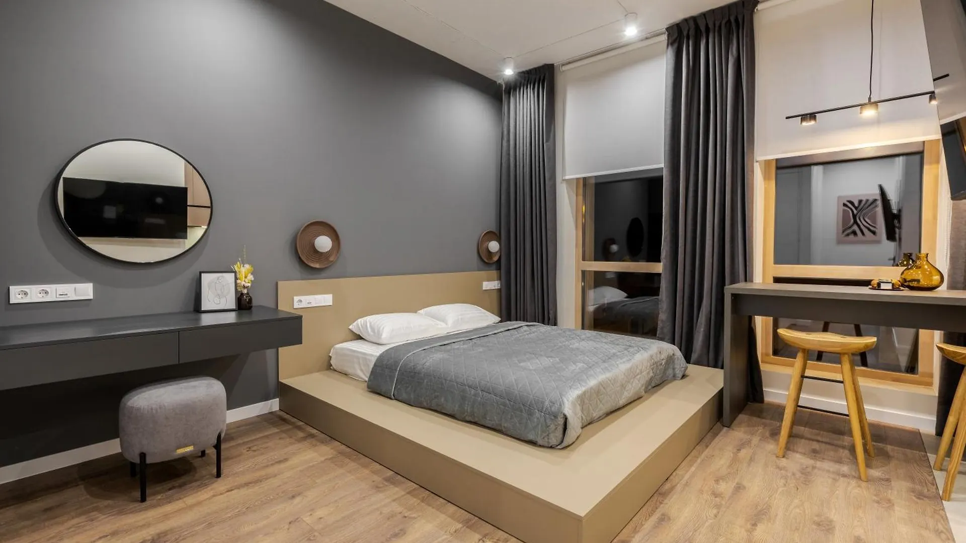 Forum Apartments 리비프