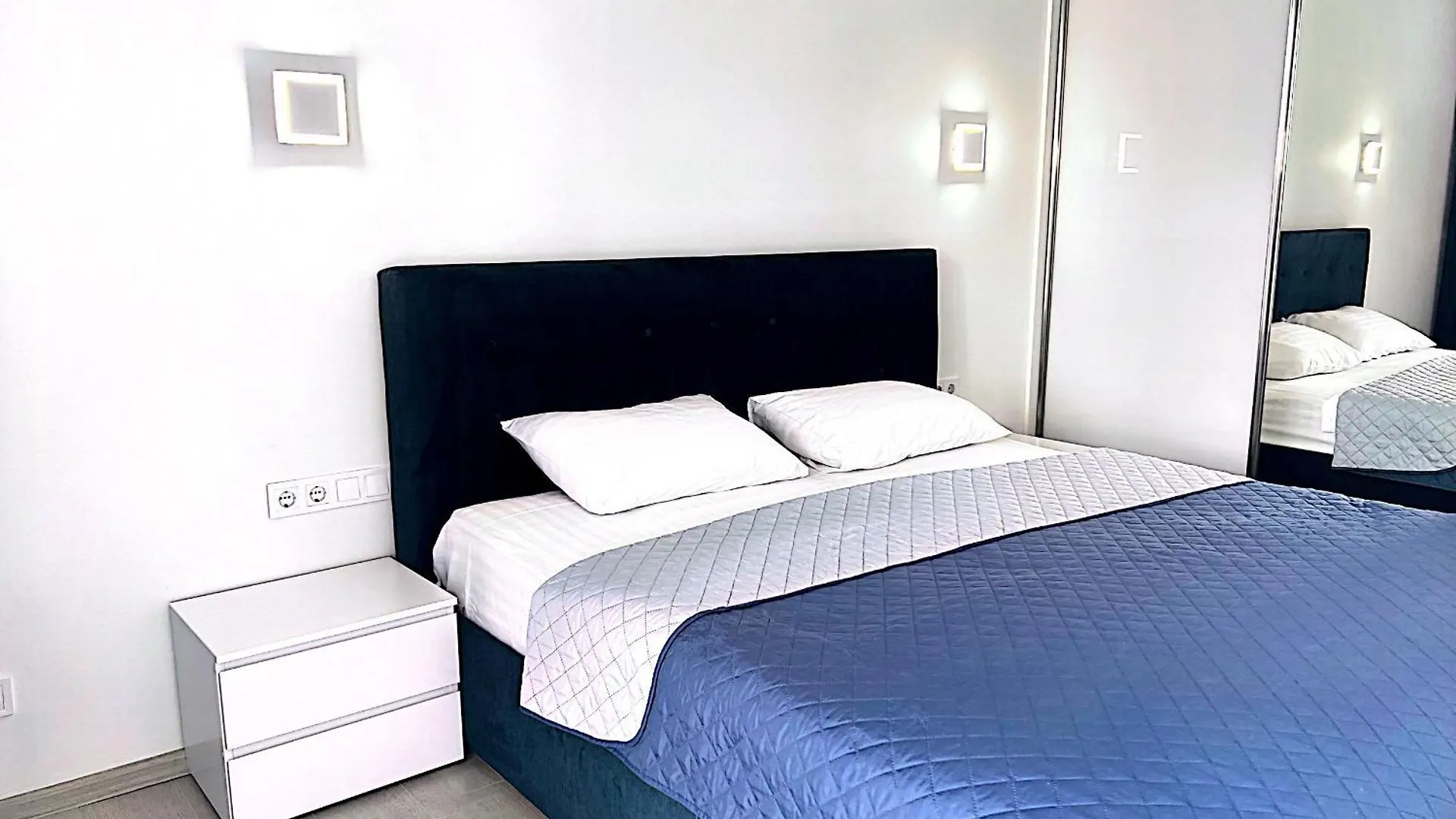 Forum Apartments 리비프 0*,